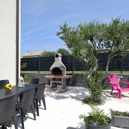 Bebob, No 2 Appartement Zadar